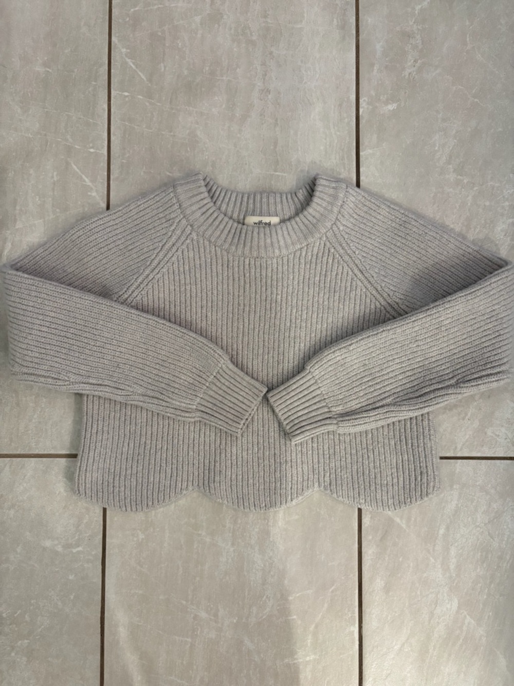 Wilfred Light Gray Ribbed Crewneck Sweater